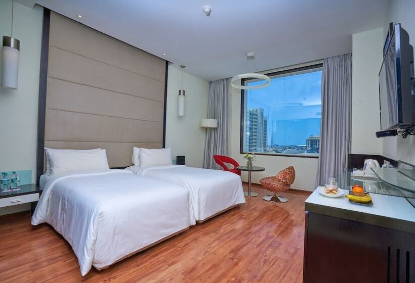 غرفة ديلوكس, E