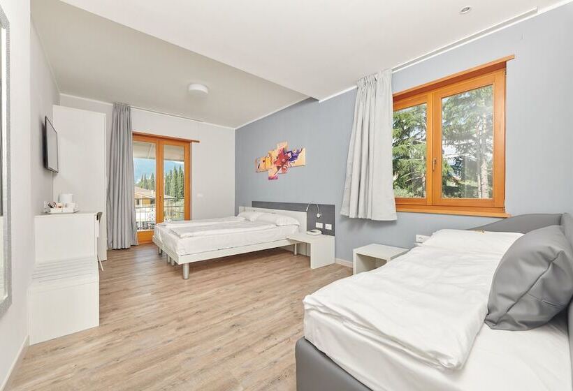 اتاق خانوادگی, Eco Hotel Benacus