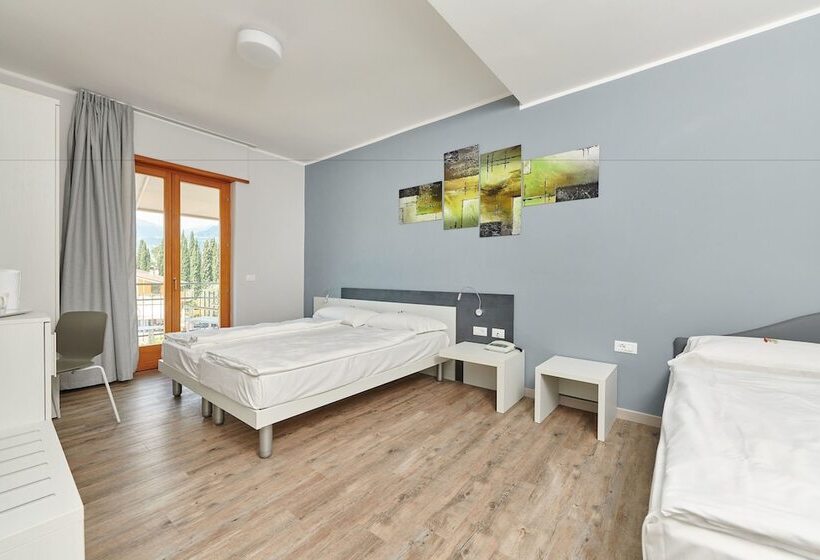 Семейный Номер, Eco Hotel Benacus