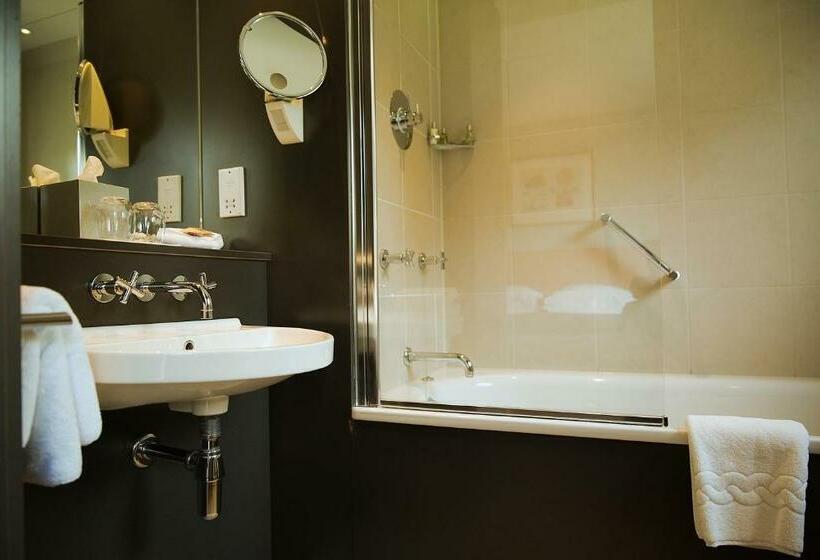 חדר סטנדרט, Hart S