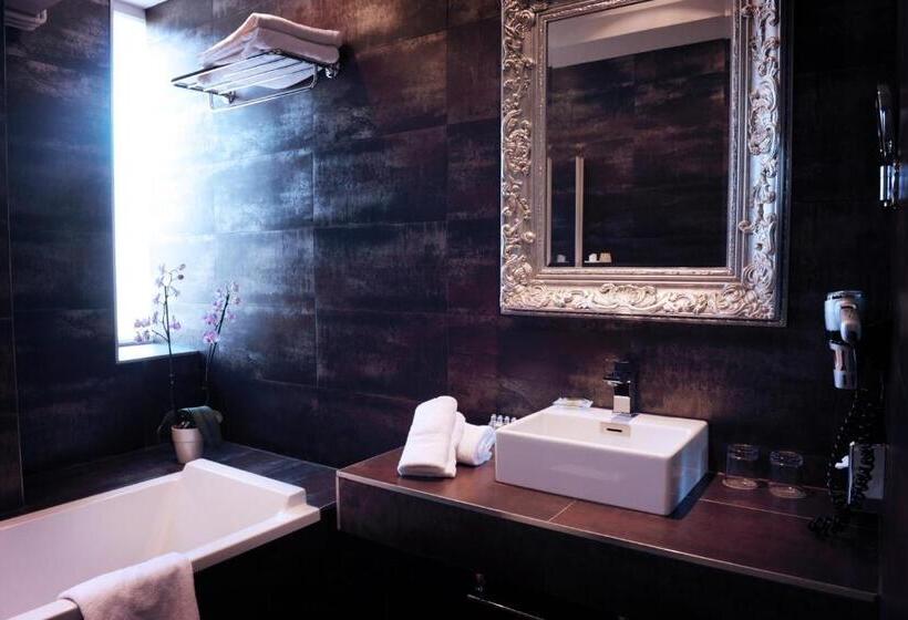 수피리어 룸 바다 전망, Hôtel La Villa Cap D’antibes