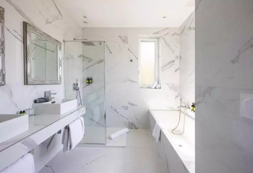 سوییت جونیور, Hôtel La Villa Cap D’antibes