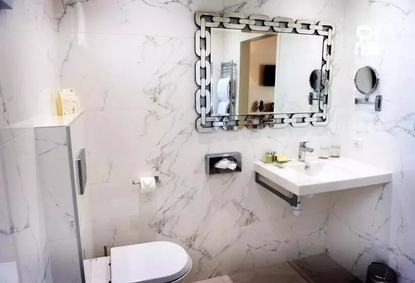 اتاق پرستیژ, Hôtel La Villa Cap D’antibes