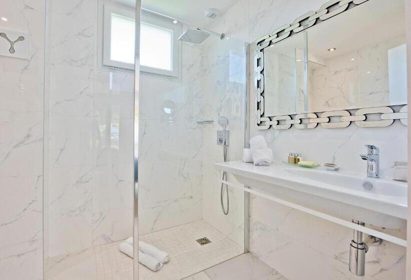 Номер Престиж, Hôtel La Villa Cap D’antibes