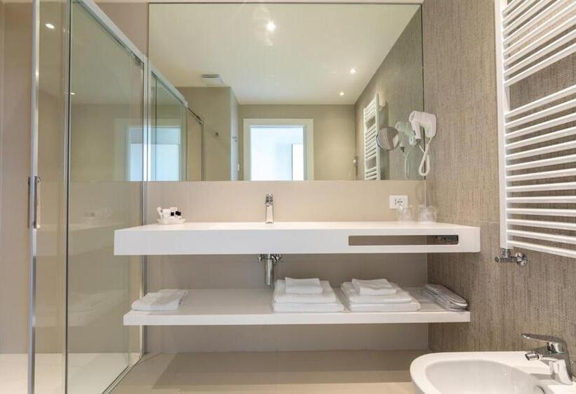 غرفة ديلوكس, Imperia