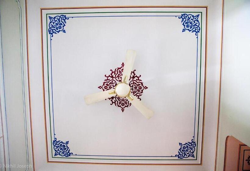 Chambre Standard sans Climatisation, Krishna Palace   A Heritage