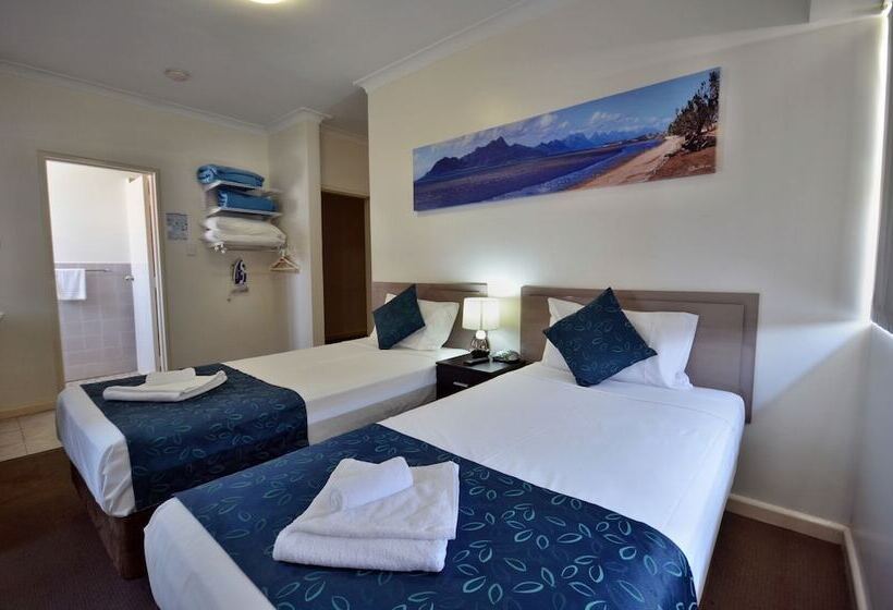 Номер Стандарт, Lees