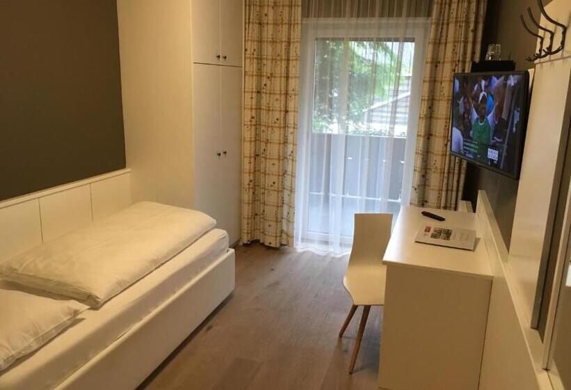 غرفة سوبيريور فردية, Lener