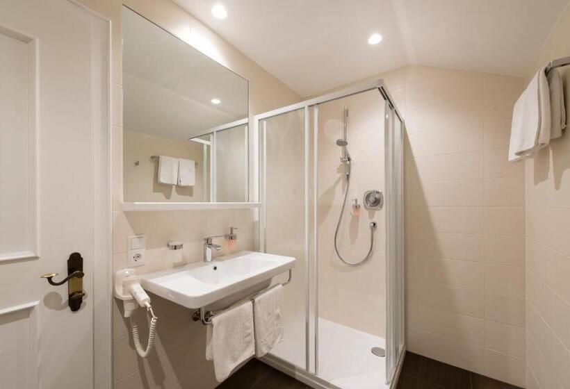 غرفة أساسية, Lener