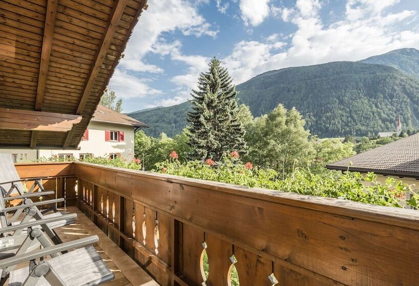 غرفة سوبيريور فردية, Lener