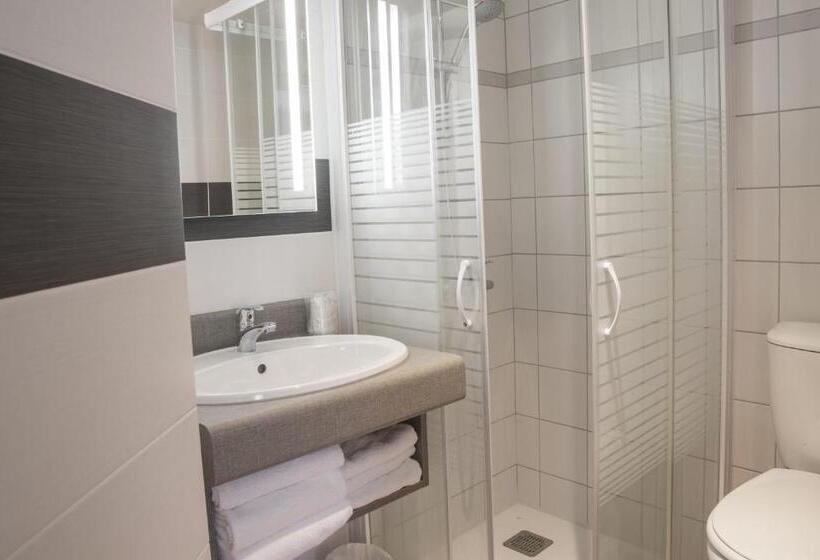 Номер Стандарт, Logis Hôtel Restaurant Chaptal, Amboise