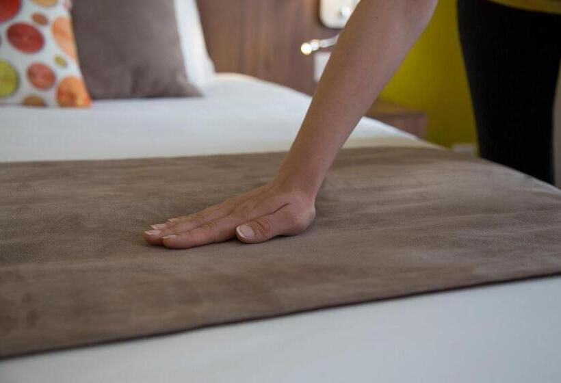 חדר סטנדרט, Logis Hôtel Restaurant Chaptal, Amboise