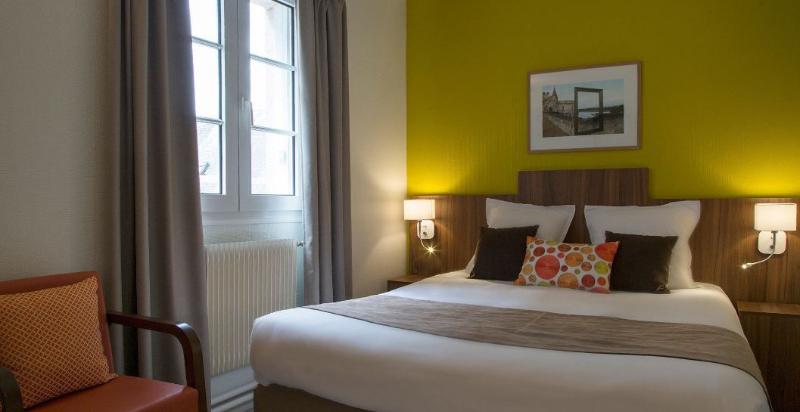 Номер Комфорт, Logis Hôtel Restaurant Chaptal, Amboise