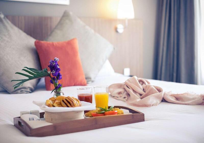 Номер Стандарт, Logis Hôtel Restaurant Chaptal, Amboise