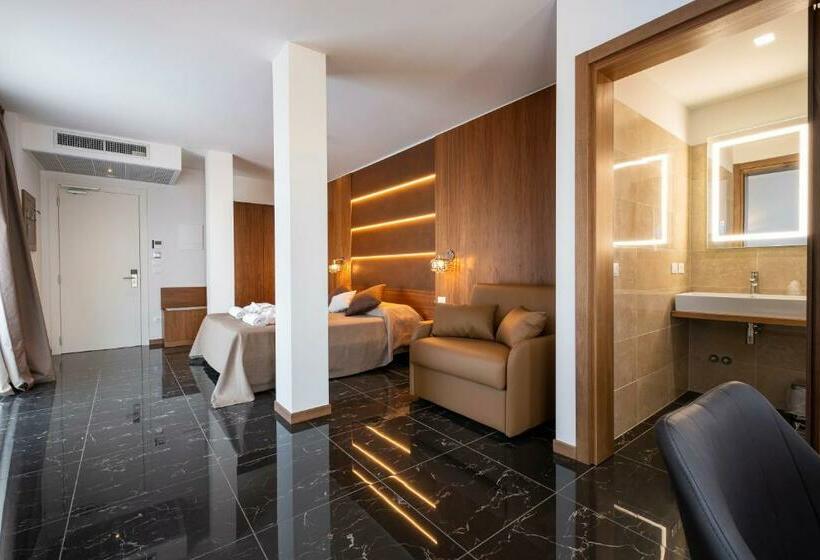 סוויטת ג'וניור דלוקס, Mare