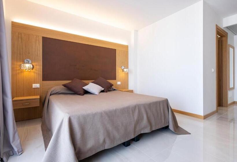 חדר דלוקס עם מרפסת, Mare