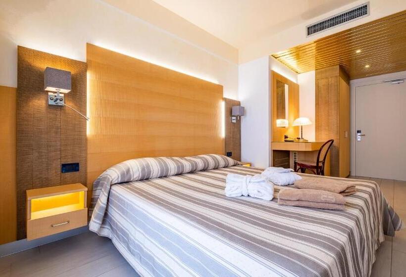 חדר סטנדרט עם מרפסת, Mare