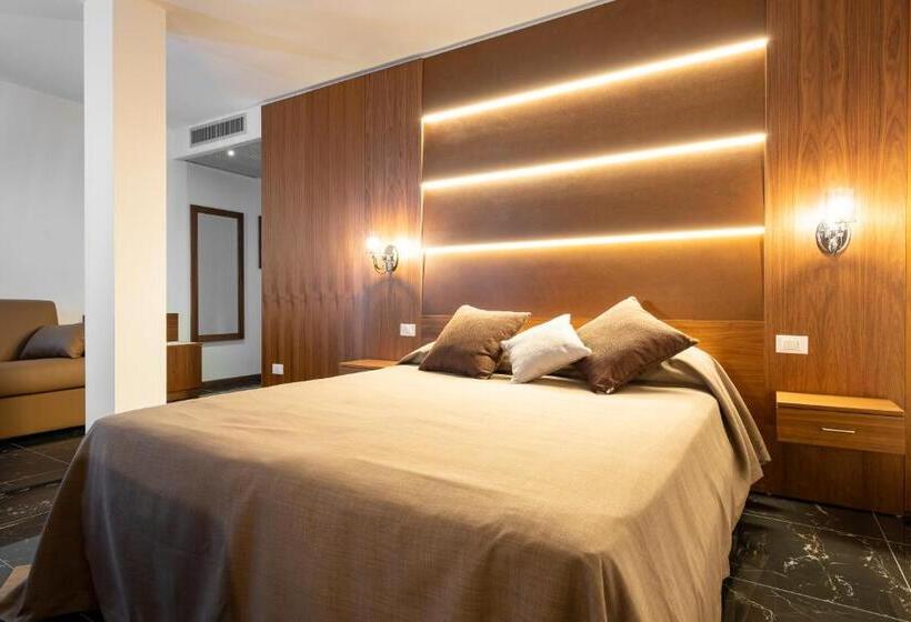 סוויטת ג'וניור דלוקס, Mare