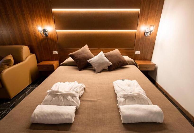 סוויטת ג'וניור דלוקס, Mare