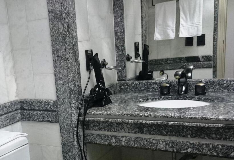 جناح, Golden Park Campinas Cambui