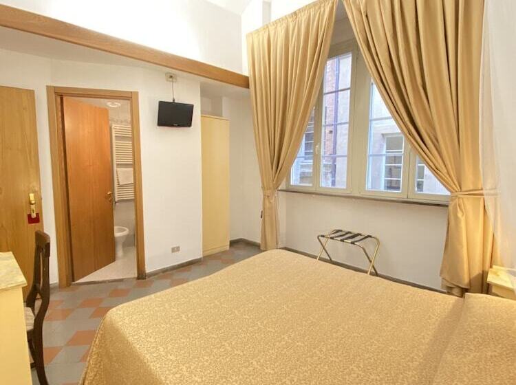 Camera Standard, Piccolo Hotel Etruria