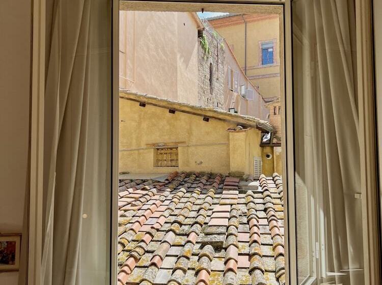 اتاق استاندارد سه نفره, Piccolo Hotel Etruria