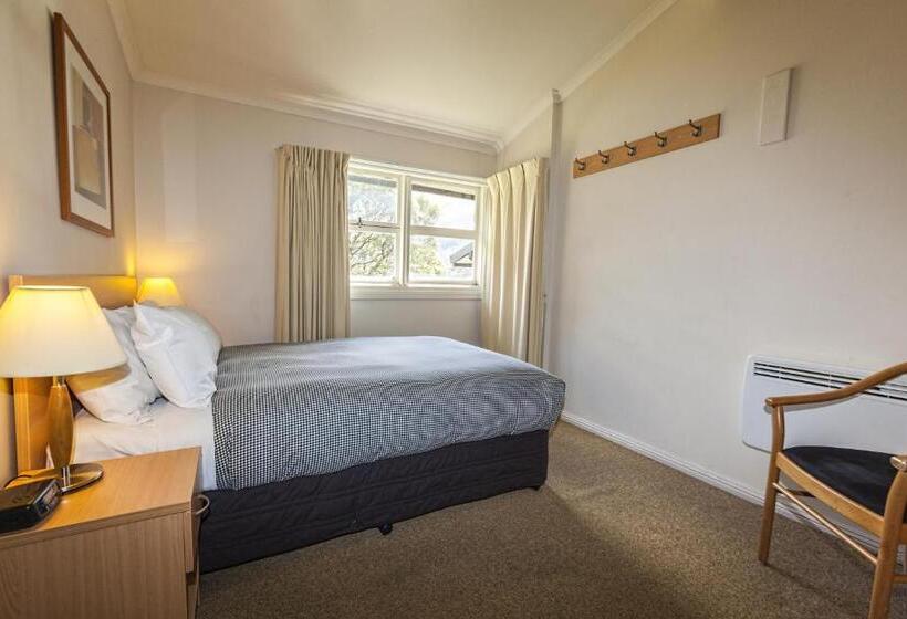 חדר בסיסי, The Denman Hotel In Thredbo