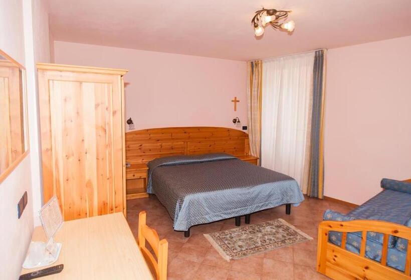 חדר סטנדרט לארבעה, Vittoria