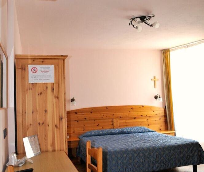 חדר סטנדרט לארבעה, Vittoria