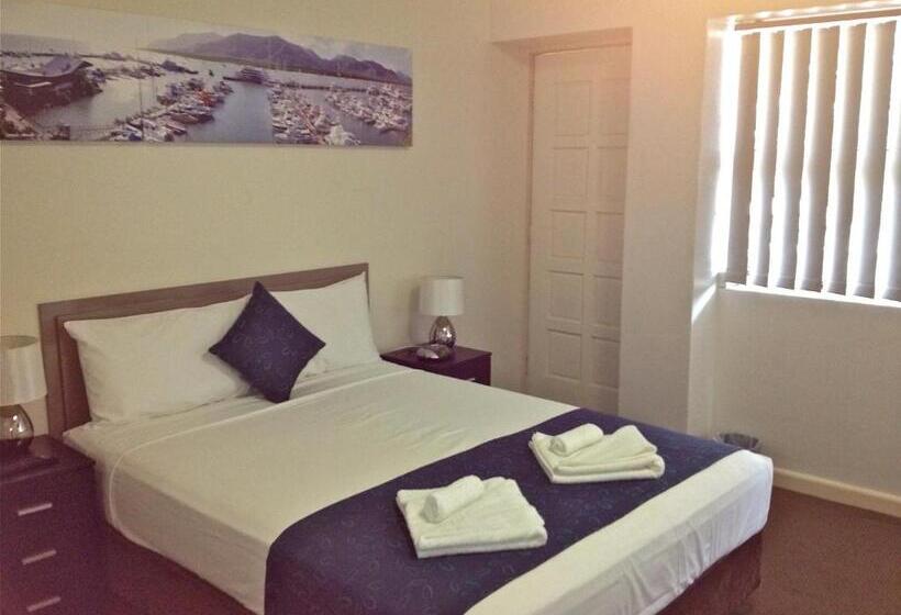 Номер Стандарт, Lees