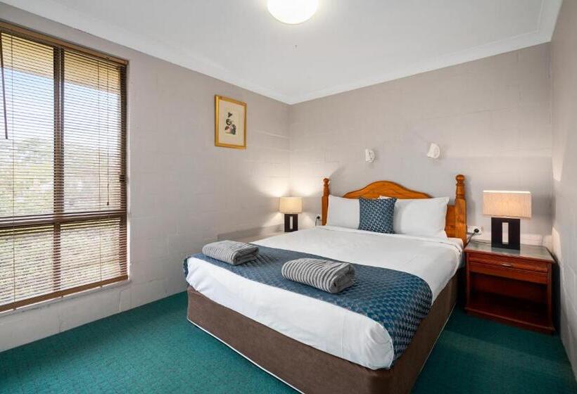 سوییت خانوادگی, Garden City Motor Inn