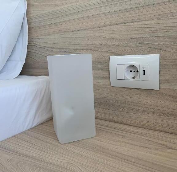 إستوديو قياسى سرير كينج, Pals Studios Pefkos