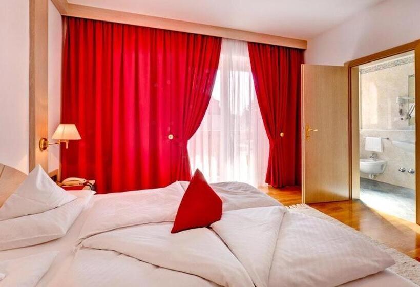 חדר סופריור, Brunner