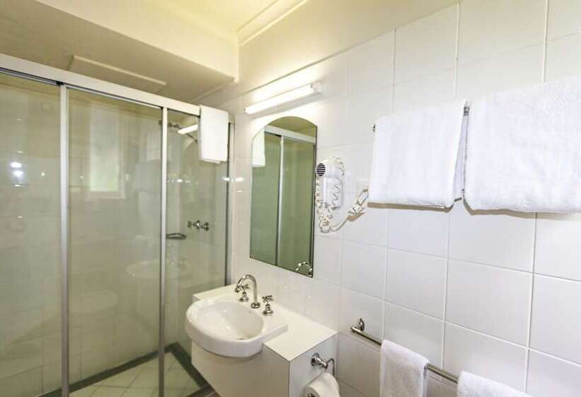 חדר משפחתי, The Denman Hotel In Thredbo