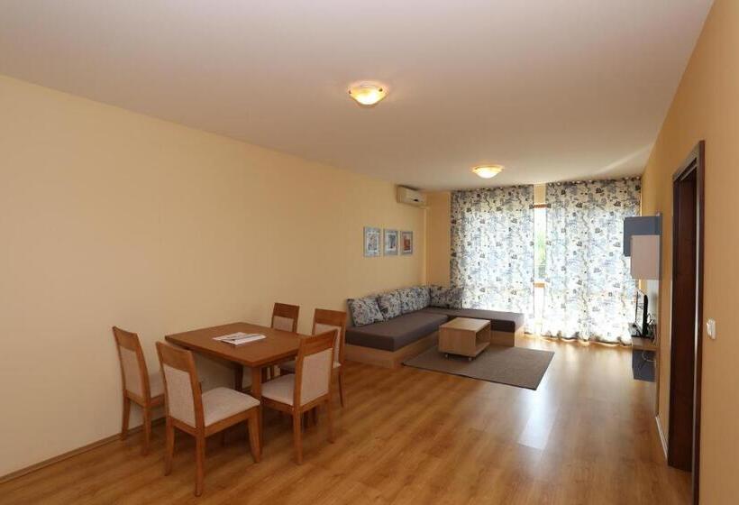 Апартаменты 1 Спальня с Балконом, Galeria Holiday Apartments