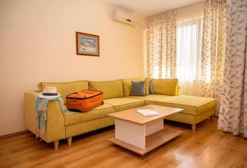 Standard-studio Parveke, Galeria Holiday Apartments