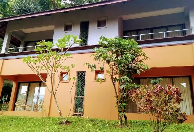 Talo 1 Makuuhuone, Abad Green Forest Thekkady