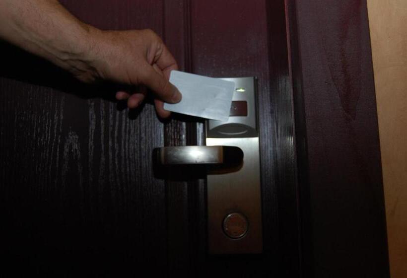 اتاق لوکس, B&b Vila Tamaris