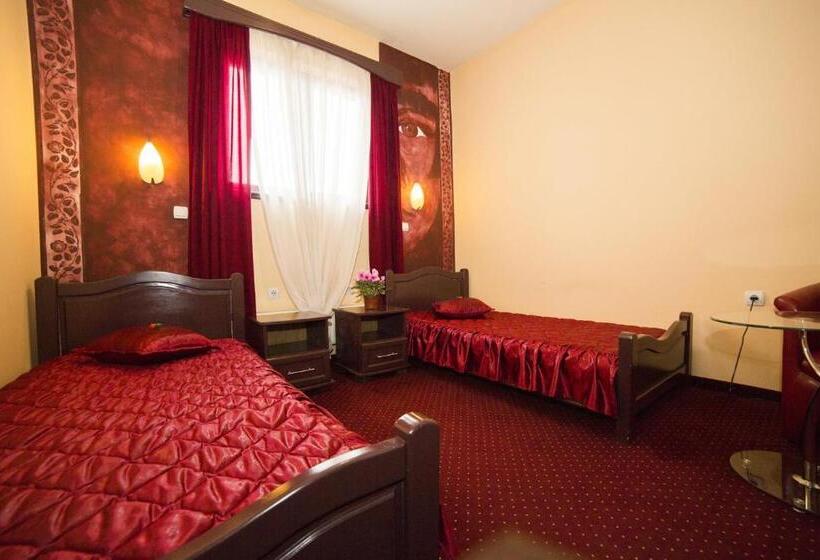 اتاق لوکس, B&b Vila Tamaris