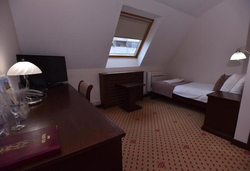 اتاق استاندارد یک نفره, Beograd
