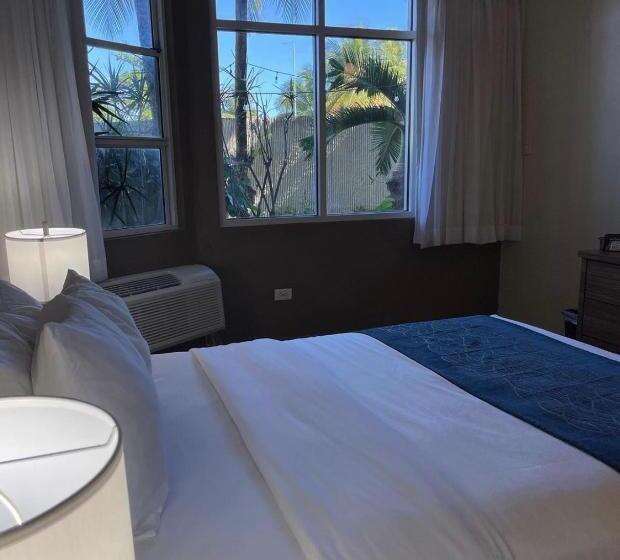 اتاق استاندارد با چشمانداز دریا, Comfort Inn & Suites