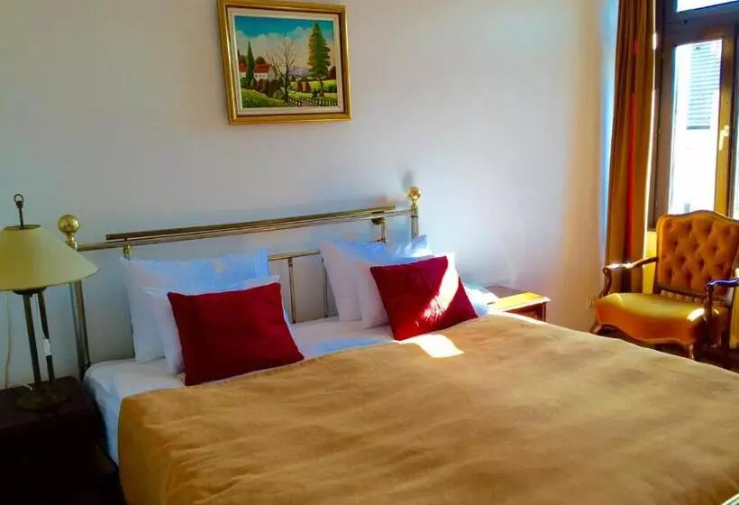 اتاق استاندارد با تخت بزرگ, Grand