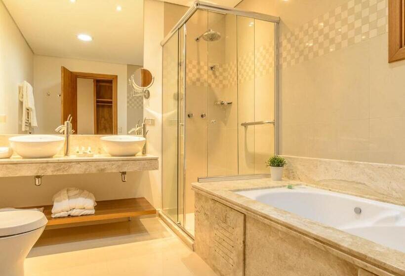 سوئیت پرزیدنت, Le Renard  Campos Do Jordao