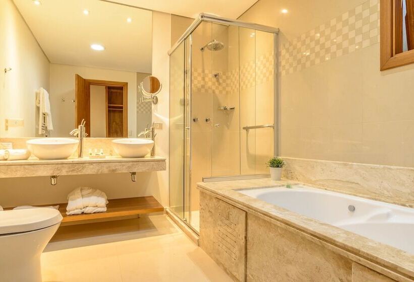 سوئیت پرزیدنت, Le Renard  Campos Do Jordao