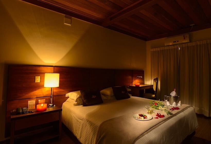 سوئیت پرزیدنت, Le Renard  Campos Do Jordao