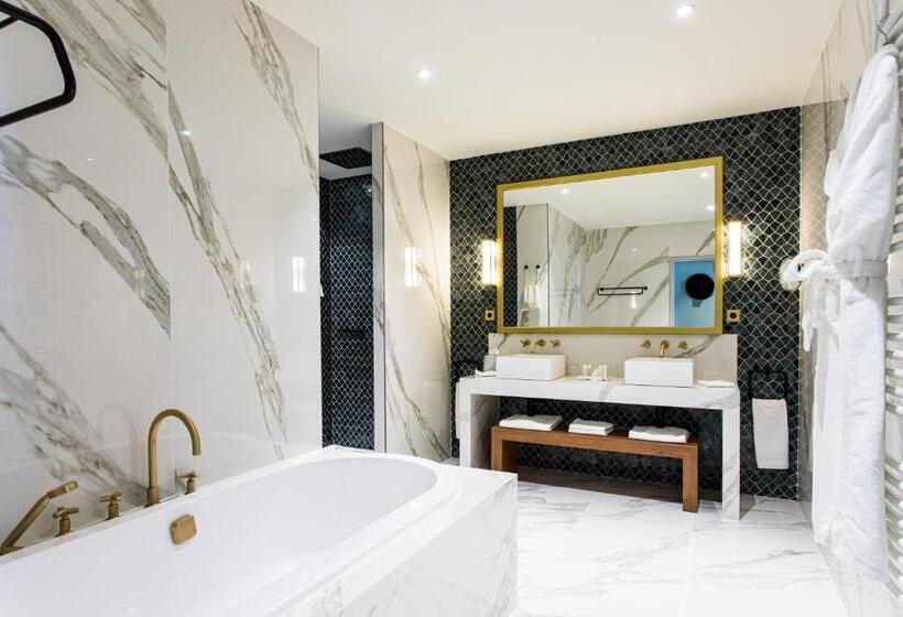 Люкс Superior, Olivier Leflaive Hôtel Restaurants