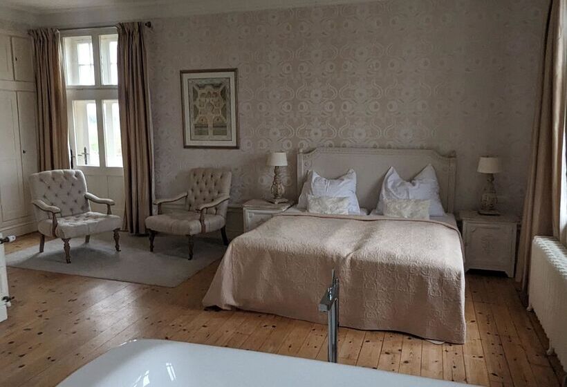 Номер Стандарт, Schloss Krugsdorf Golf &
