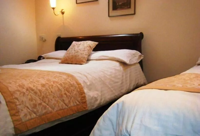 ファミリールーム, The Greyhound Coaching Inn