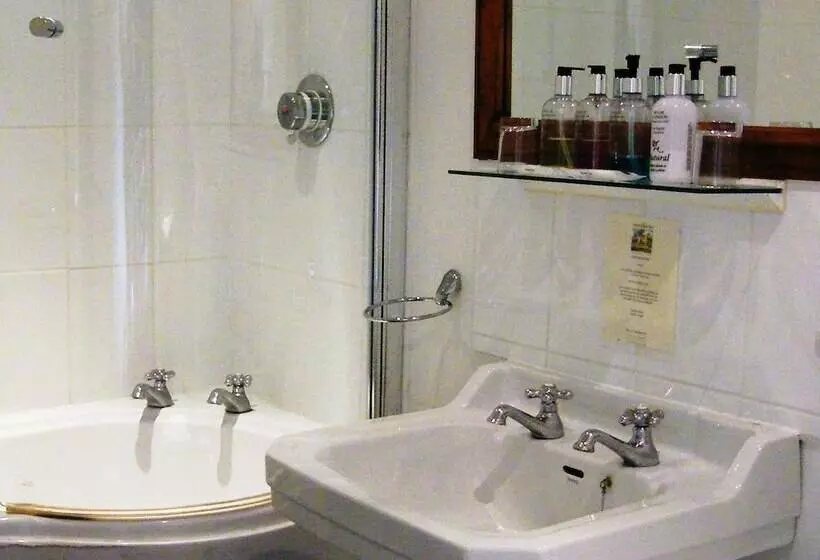 ファミリールーム, The Greyhound Coaching Inn