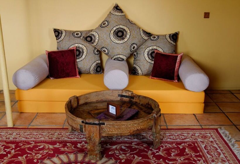 带城市景观的套间, Zanzibar Palace